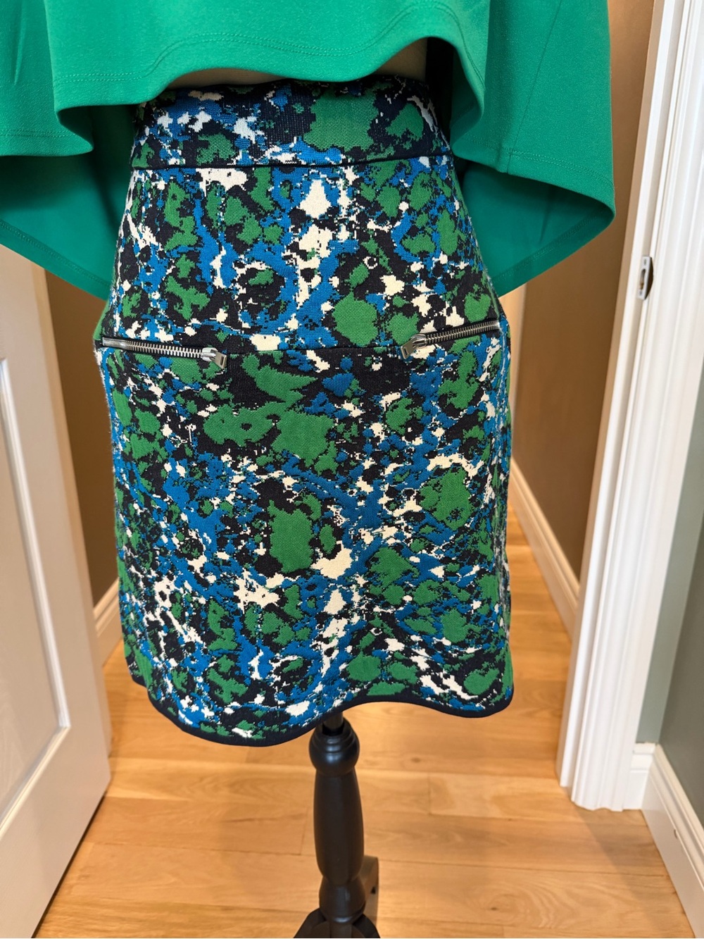Vintage MISSONI mid Skirt EUC SIZE 48